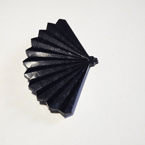 Vintage Black Plastic Fan Pin Brooch - Picture 6 of 9